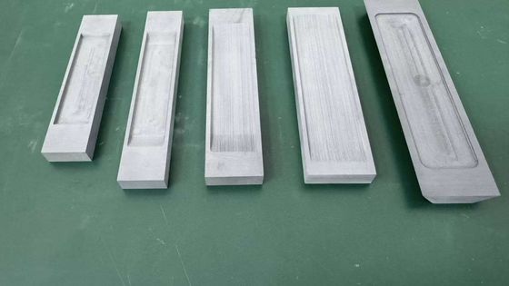 Rectangle Ceramic boat used for vacuum evaporation packaging materials, capacitor metallization vacuum coating, screen coating, bronzing plating, laser anti-counterfeit logo coating